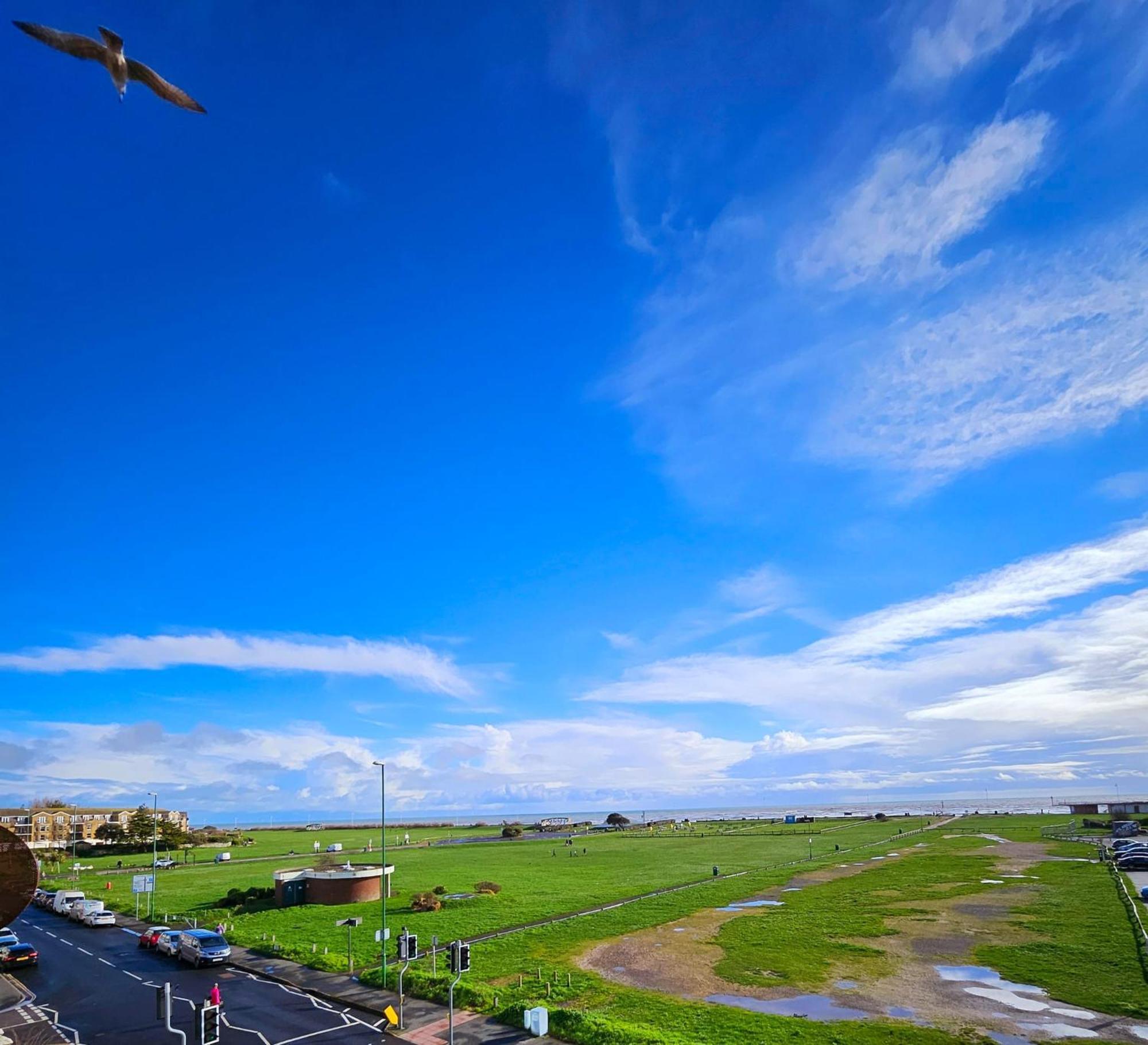 Seaview 2 Bedroom Apartment Littlehampton Exterior foto