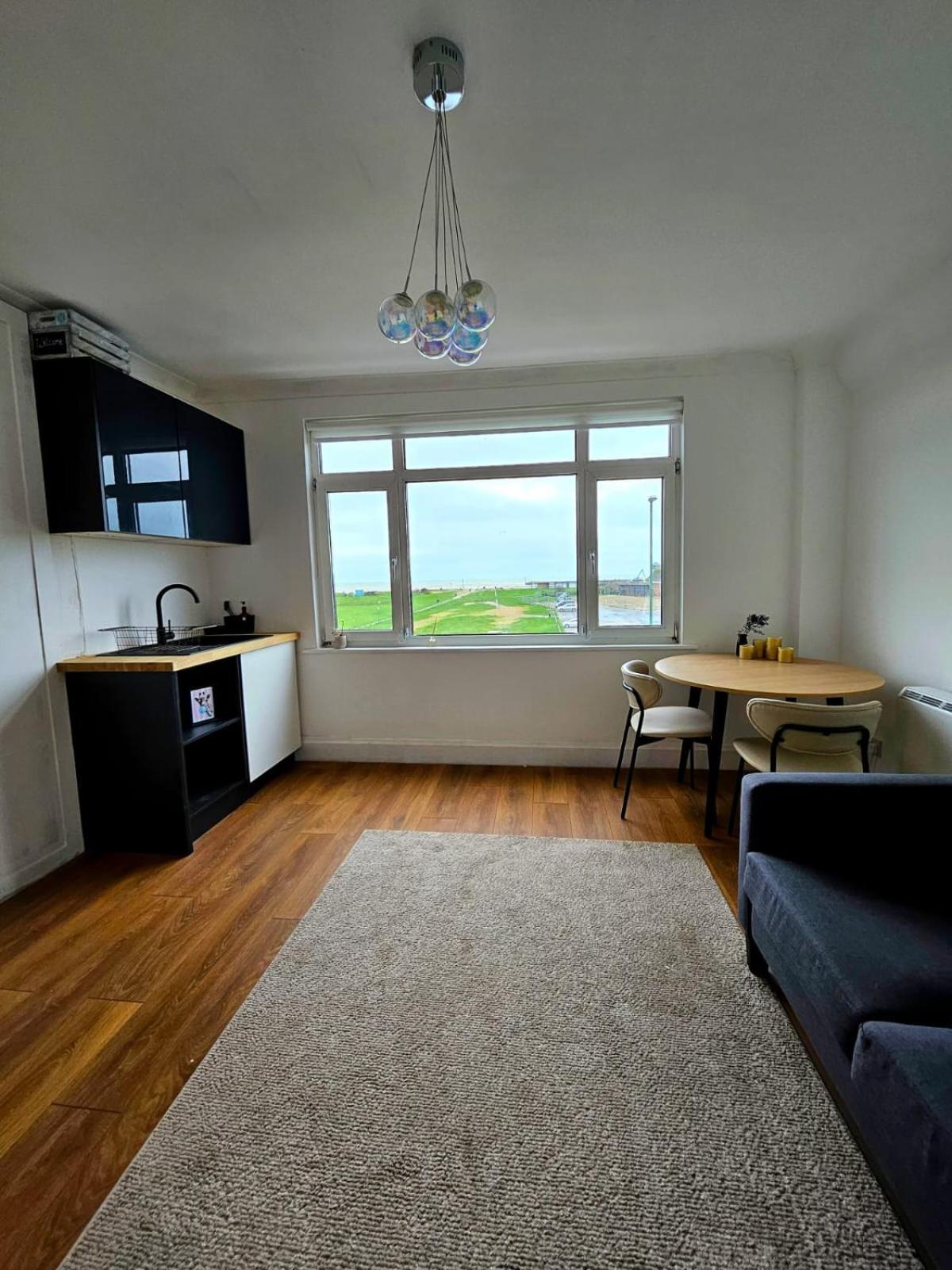 Seaview 2 Bedroom Apartment Littlehampton Exterior foto